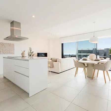 Апартаменти Oasis 325 - 2 Bedroom With Frontal Sea And Mountain View *