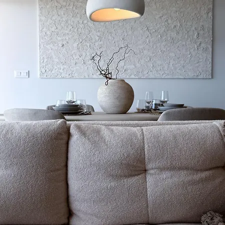 Апартаменти Oasis 325 - 2 Bedroom With Frontal Sea And Mountain View