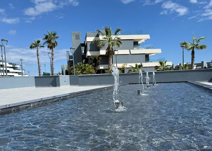 Oasis 325 - 2 Bedroom With Frontal Sea And Mountain View *