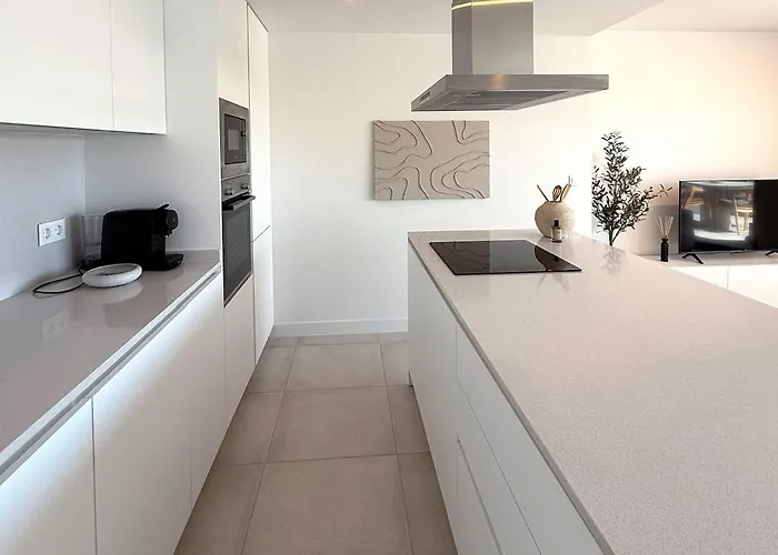 Apartment Oasis 325 - 2 Bedroom With Frontal Sea And Mountain View Estepona